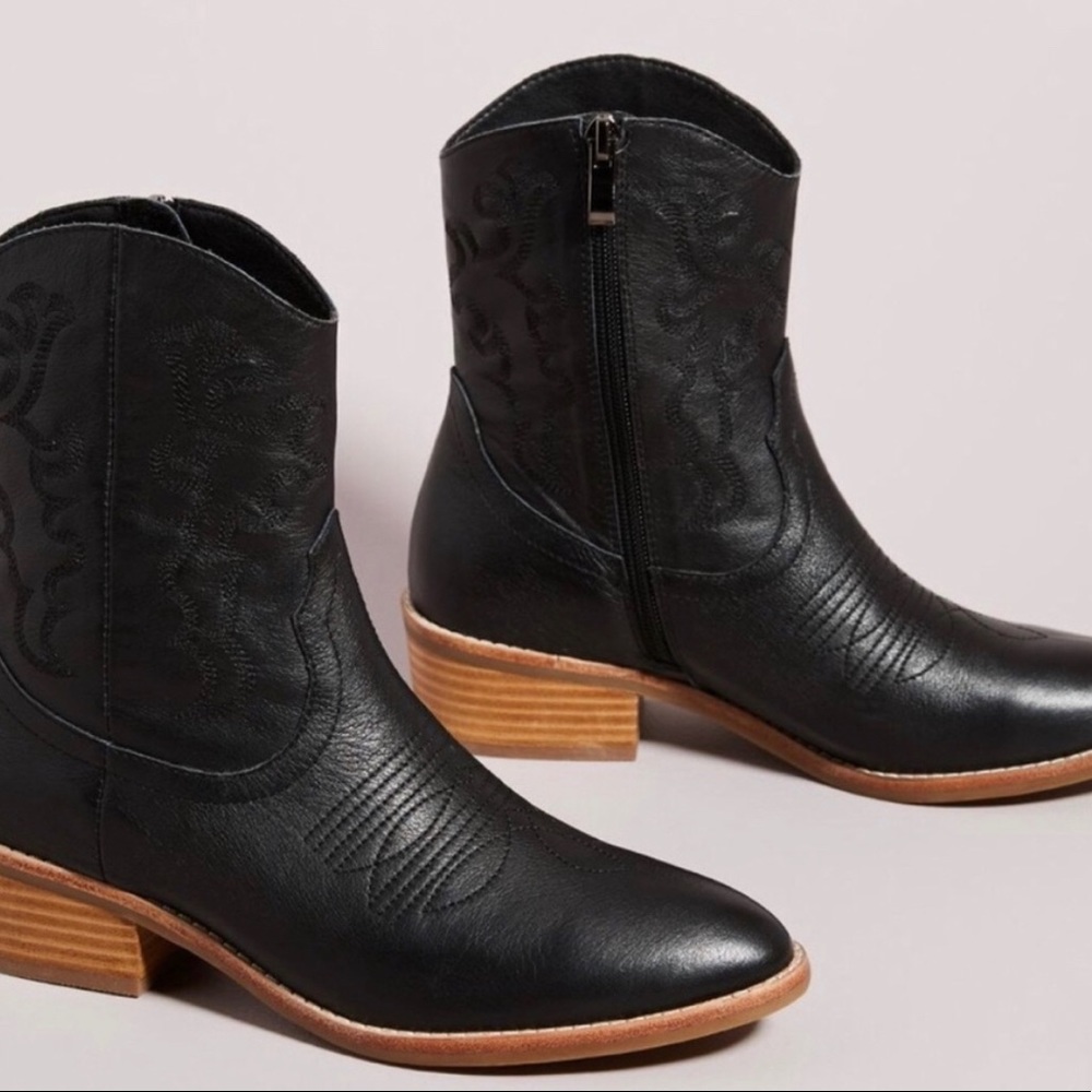 Silent D Zofie western boot